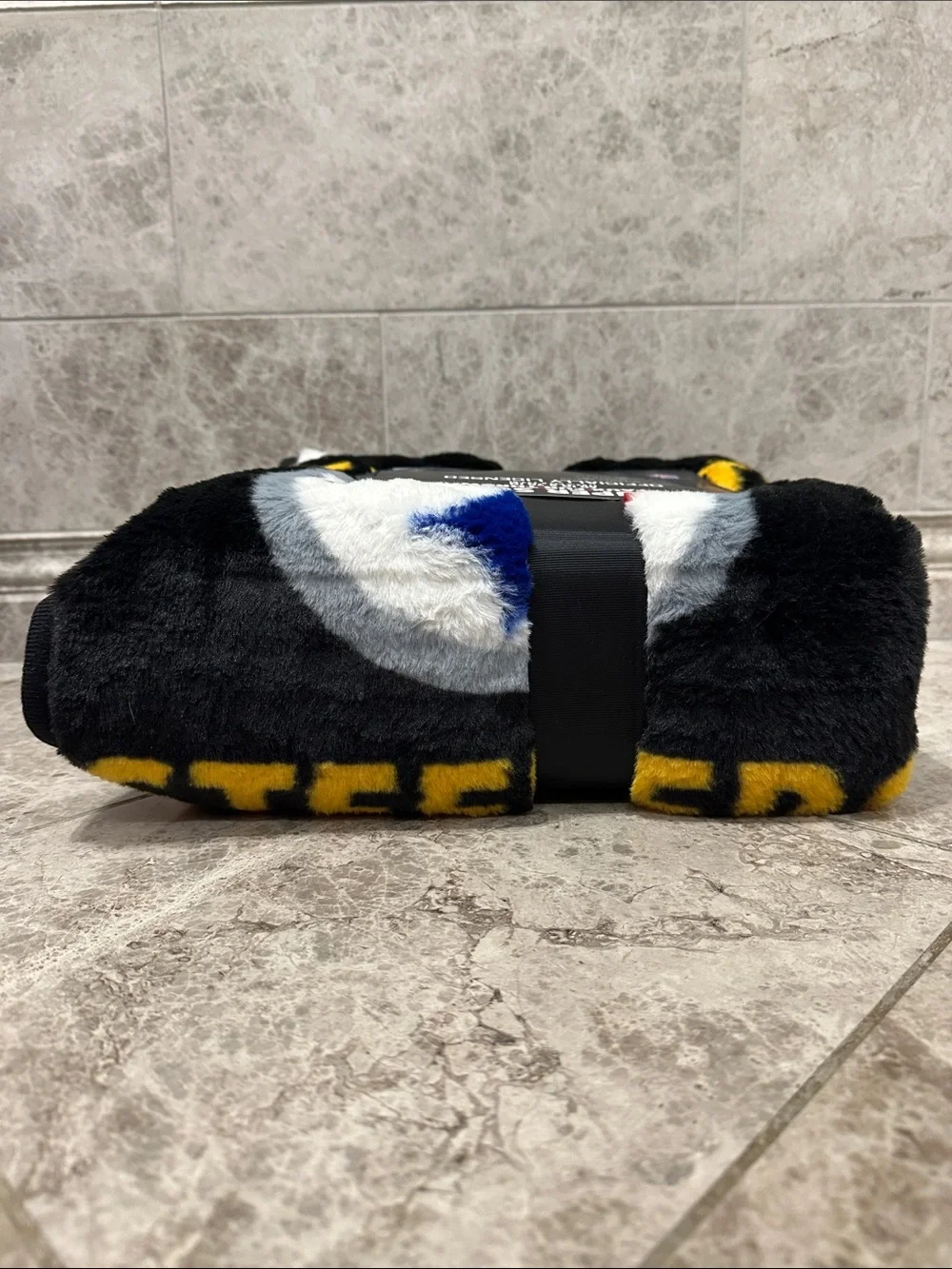 NFL Pittsburgh Steelers Football Throw Blanket NEW 60” X 70” Faux Fur Soft Black